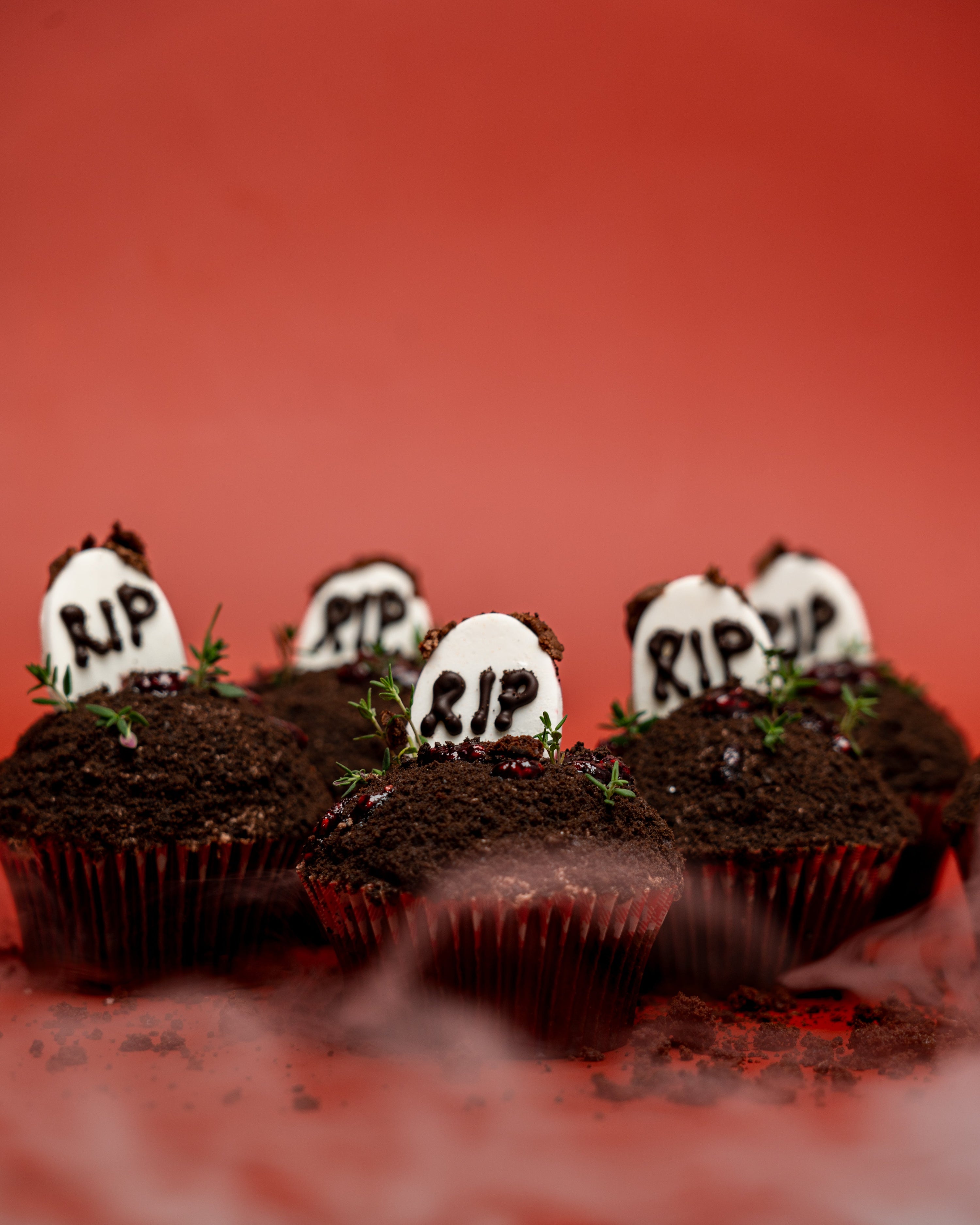 Halloween Chocolate & Raspberry Cupcakes
