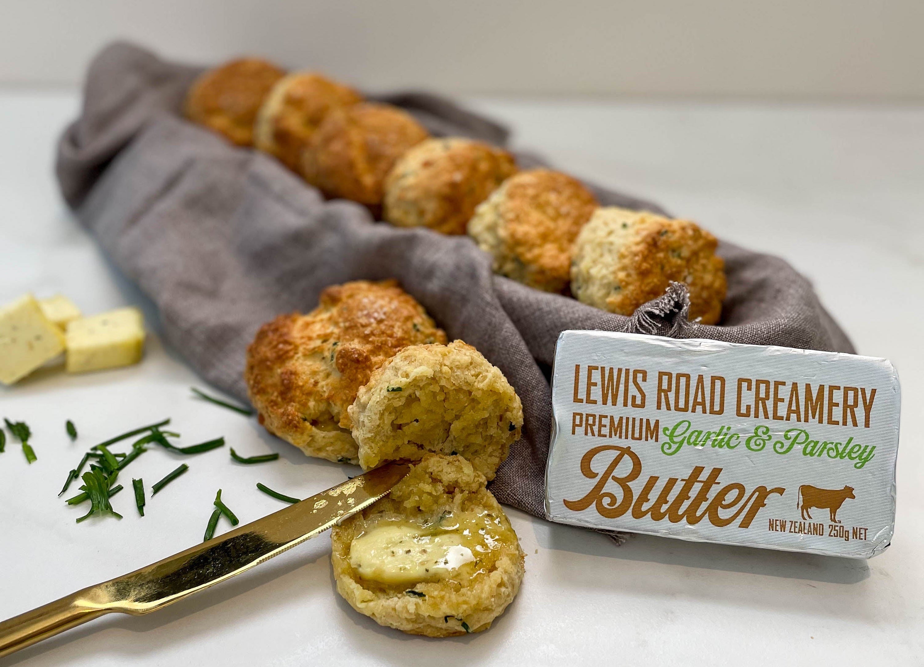 Cheddar, Garlic and Chive Scones