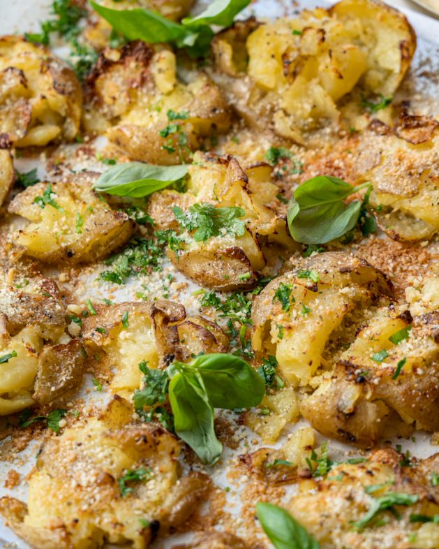 Cheesy Garlic Butter Smashed Potatoes